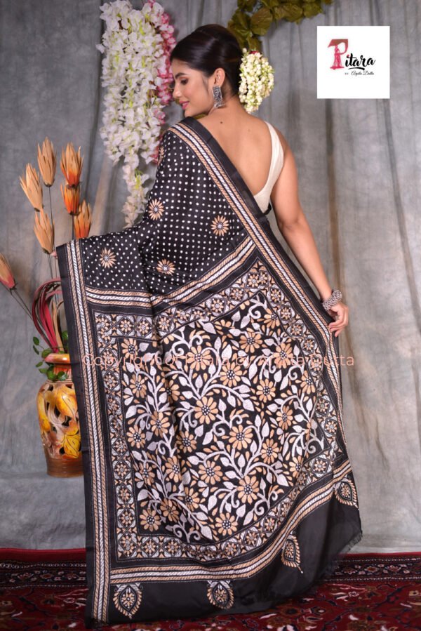 Boutique Saree Shoot IDR3025 - Image 13