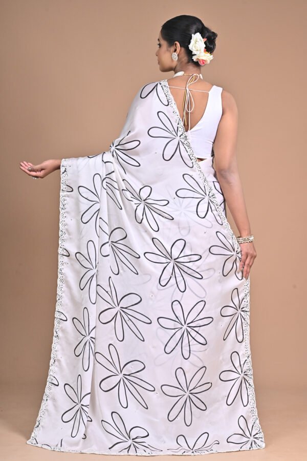 Premium Saree Catalog Shoot – PCL8025  - Image 16