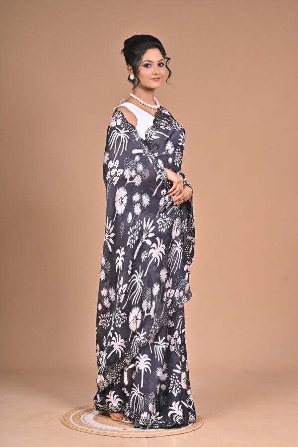 Premium Saree Catalog Shoot – PCL8025  - Image 29