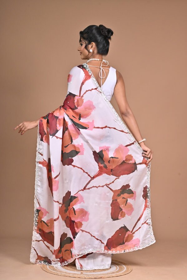 Premium Saree Catalog Shoot – PCL8025  - Image 34