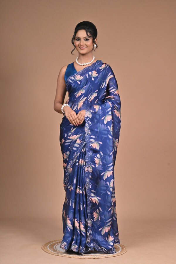 Premium Saree Catalog Shoot – PCL8025  - Image 37